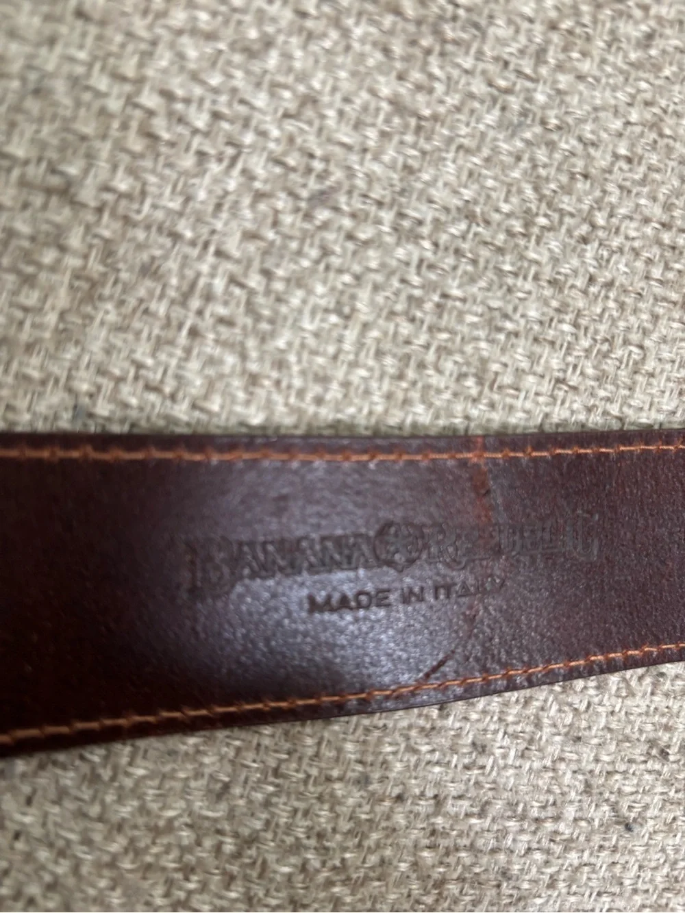 Banana Republic Embossed Leather Belt in Chestnut Brown made in Italy